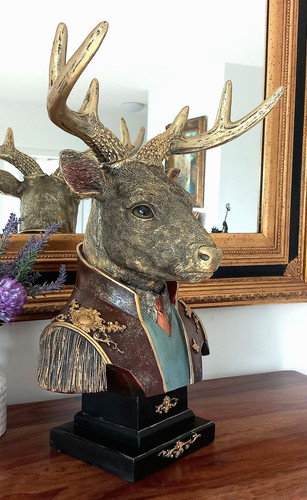 Figur hirsch mit geweih - hirsch,