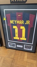 Signiertes Neymar Trikot aus 2015 / Beckett Verifiziert