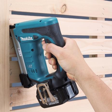 Makita akku tacker dst221z 18v - dst221z,
