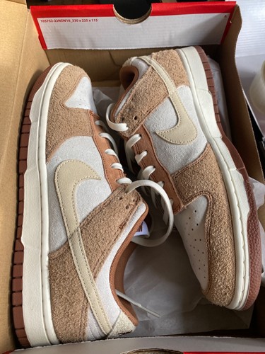 Nike low dunks size medium - low, 10