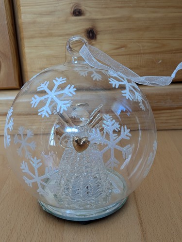 Led glaskugel mit engel - glaskugel,