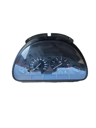 Bmw 5er touring e39 - bmw, tachometer