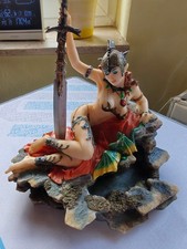 90er Jahre Fantasy Figur |