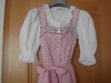 Schönes Trachten Madl  Dirndl