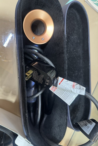 Dyson professional - dyson,