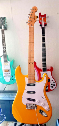 Fender stratocaster made - stratocaster, in
