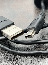 Kabelsalat und 1 SD Karte 16 MB von Panasonic (siehe Fotos)