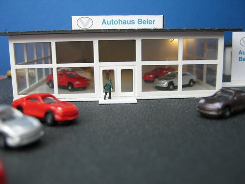 Autohaus - ),