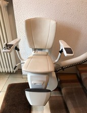 Treppenlift der Marke Thyssen