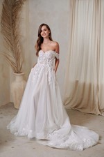 Madi Lane Brautkleid Style Max