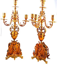 antike großer  Kandelabern