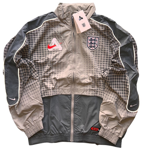 Nike palace england - palace,