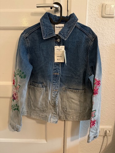 Desigual jeansjacke mit blumen - desigual,