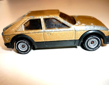 SIKU Modellauto Opel Kadett D SR - 1047 Goldbraun-Metallic