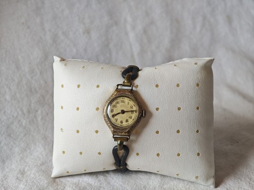 Alte damen armbanduhr - alte, damen-armbanduhr