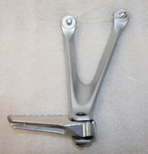 HONDA CBR 1000 RR SC59 12-16 SOZIUS FUSSRASTENANLAGE RECHTS FUSSRASTE