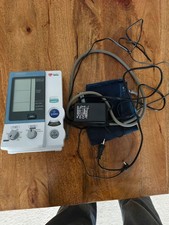 Oberarm-Blutdruckmessgerät, sehr präzise klinisch Omron HEM 907