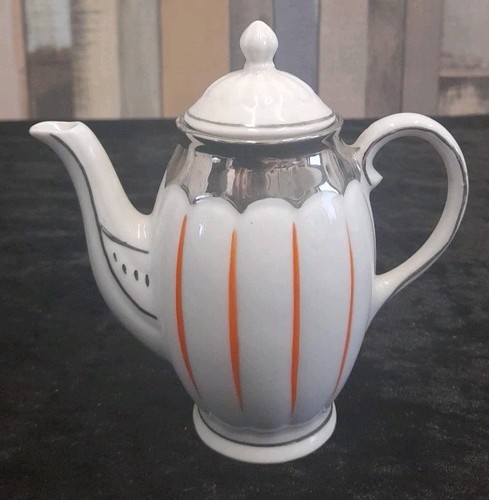 Alte kleine kaffeekanne - kleine,