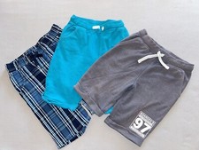 3x Bequeme & Coole Sweat Shorts /  Kurze Hose für Jungs, Gr. 140, Marke Yigga