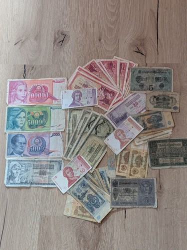 Stück alte banknoten aus - 50,