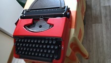 Mechanische Reiseschreibmaschine Brother delux 220