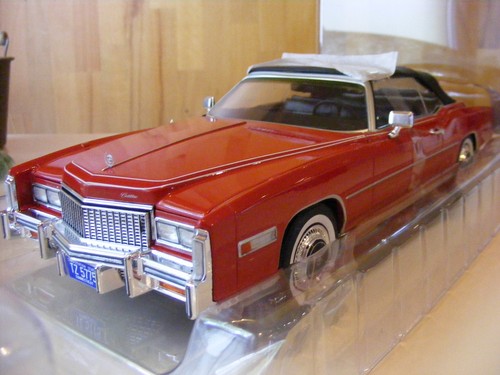 Neuware 18 cadillac - 1:18,