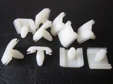 Zierleisten Befestigung