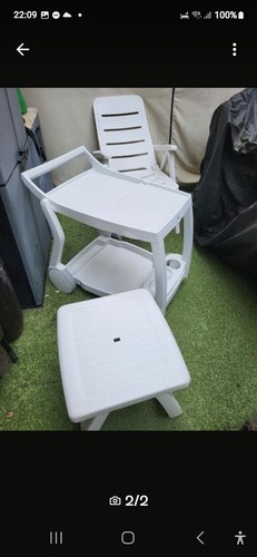 Biete hier ein - 3, teiliges