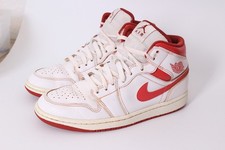 Nike Air Jordan 1 Mid SE Sneaker Schuhe Sneakers Air Max Gr. 42 (26,5 cm)