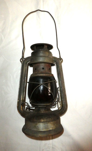 Uralte petroleumlampe bat - uralte,