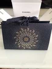Chanel Festliche Verpackung/