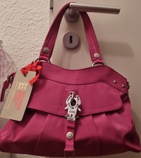 George Gina & Lucy VELVET