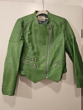 Sensationelle, grüne Biker