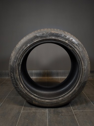 Winterreifen 275 45r21 - 1,