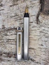 Cartier Vendôme Trinity Füller 18 Karat Goldfeder Must de Cartier Silber Gold