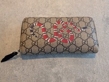 Gucci GG supreme logo king