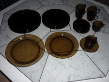 24 Teile Ess-Kaffeegeschirr dunkel transparent Glasgeschirr von Vereco France