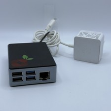 Raspberry Pi 4 Model B 4GB mit Flirc Case, Netzteil und 32GB SD-Karte