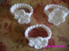 Gehäkeltes Kinder- Baby Armband weiß , Taufe, Hochzeit ,Feier