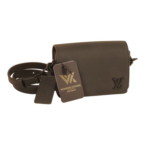 Louis vuitton m82085 fastline - louis,