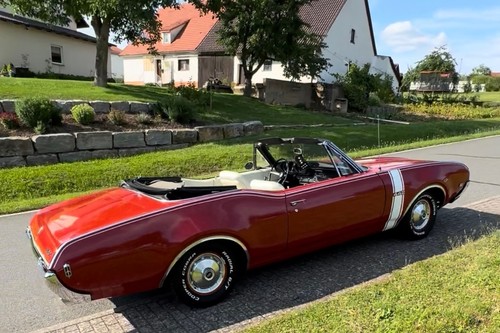 Oldtimer car automobile - us,