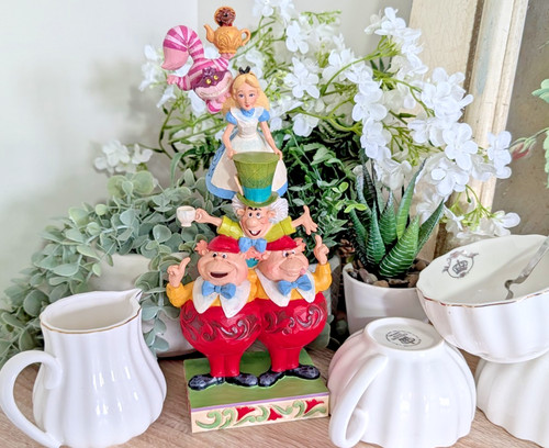 Disney traditions showcase - traditions,