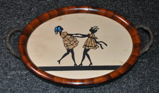 altes ovales Tablett ca. ,, cm Glas Holzrand Metallgriffe tanzende Mädchen 1920