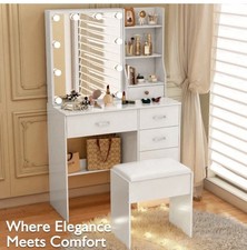 schminktisch mit spiegel und