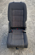 Original VW Touran Rücksitz Sitz hinten mitte (1. Reihe ) - für Isofix