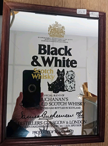 Black white scotch whisky - black,