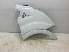 Weiß Kotflügel rechts vorne