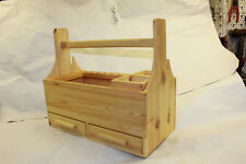 Werkzeugkiste aus Massivholz