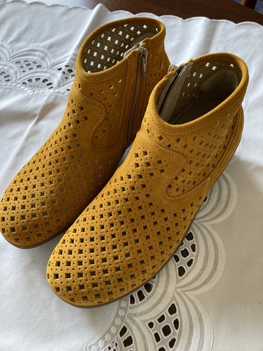 Damenschuhe neu - 42,