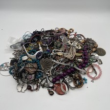 Verkaufe ein großes Schmuck